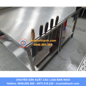 bàn inox có 1 giá phẳng dưới