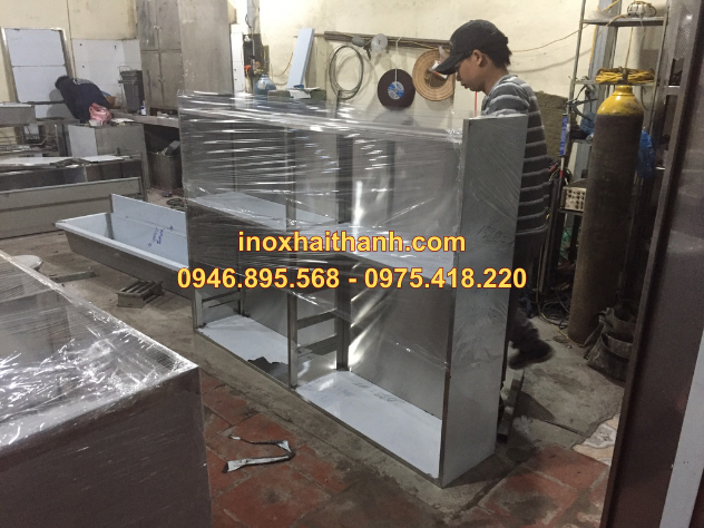 tủ bếp, tủ bếp inox cánh cửa kính 19