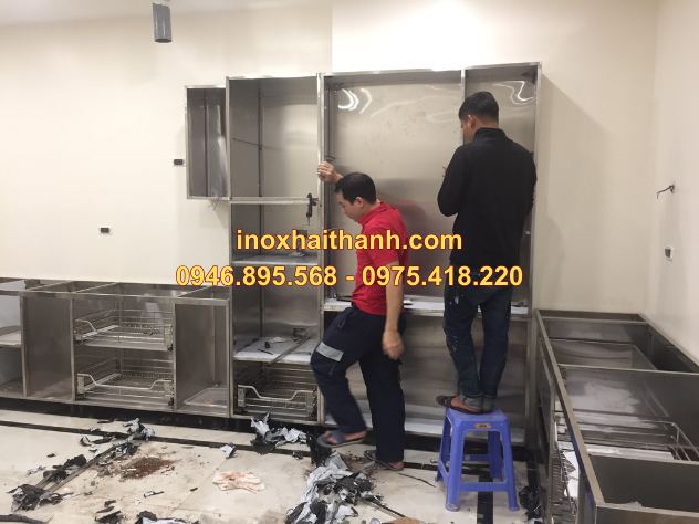 tủ bếp, tủ bếp inox cánh cửa kính 34